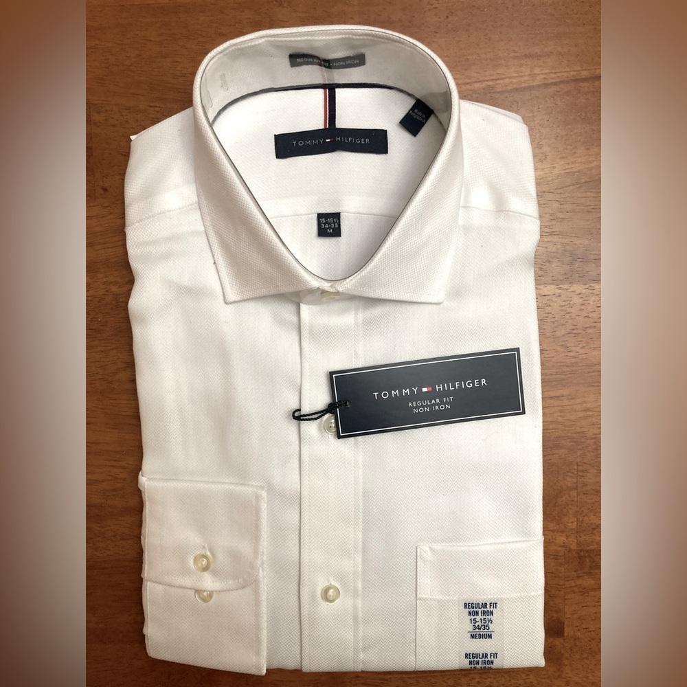 Tommy Hilfiger dress shirt regular fit non iron